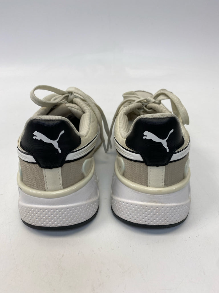 Puma  Size 8.5 Cream Lace-up Sneakers