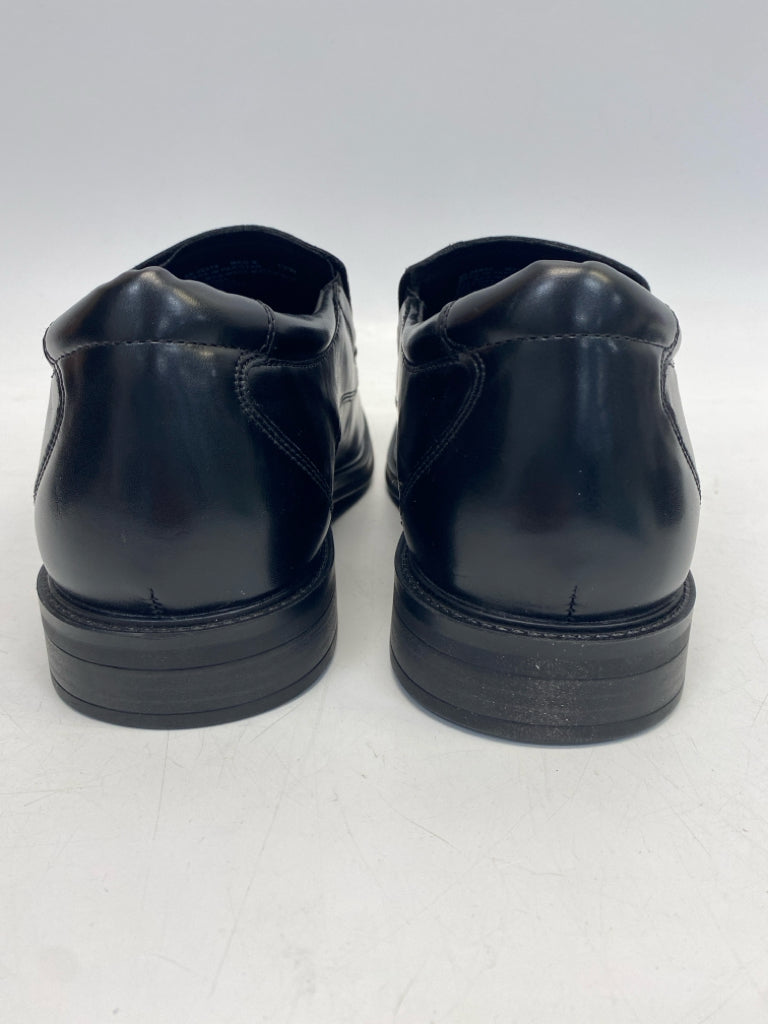 NWOT Dockers Size 12 Black Men&