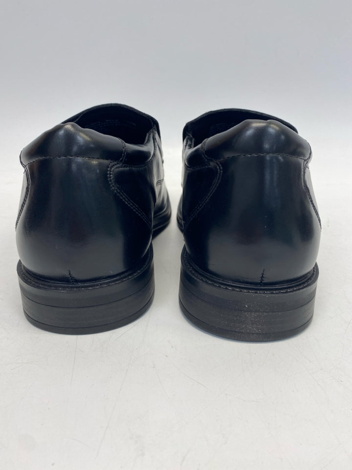 NWOT Dockers Size 12 Black Men&
