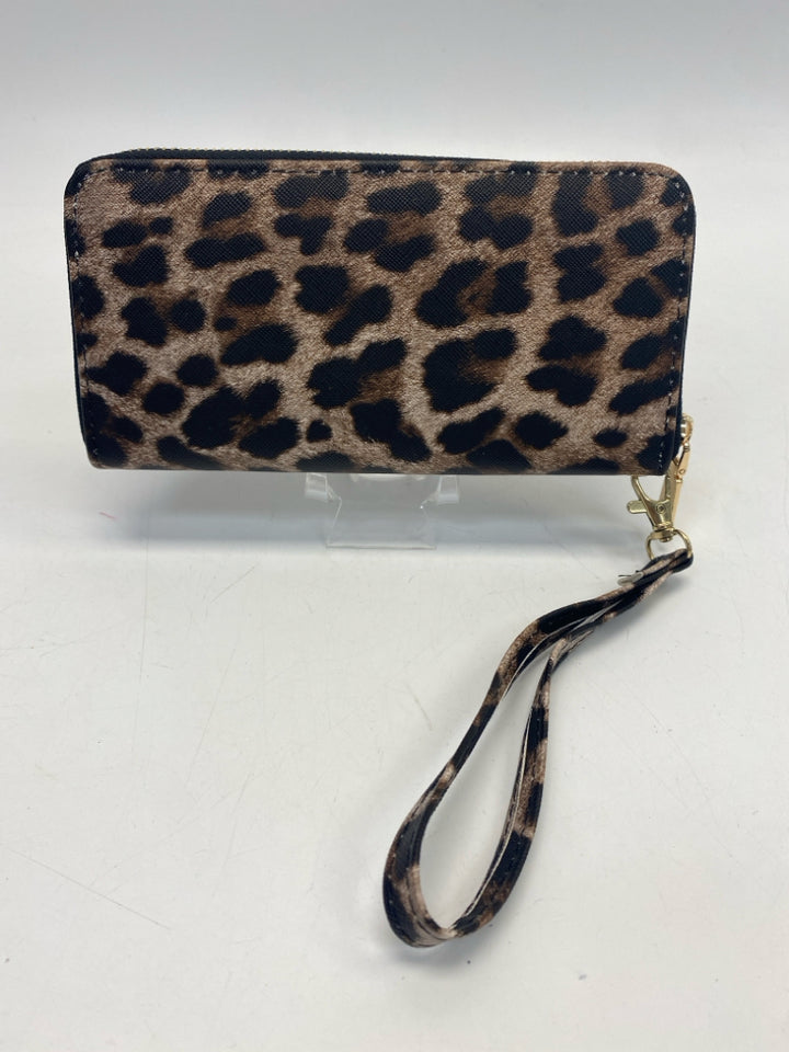 Black Brown Animal Print Wristlet