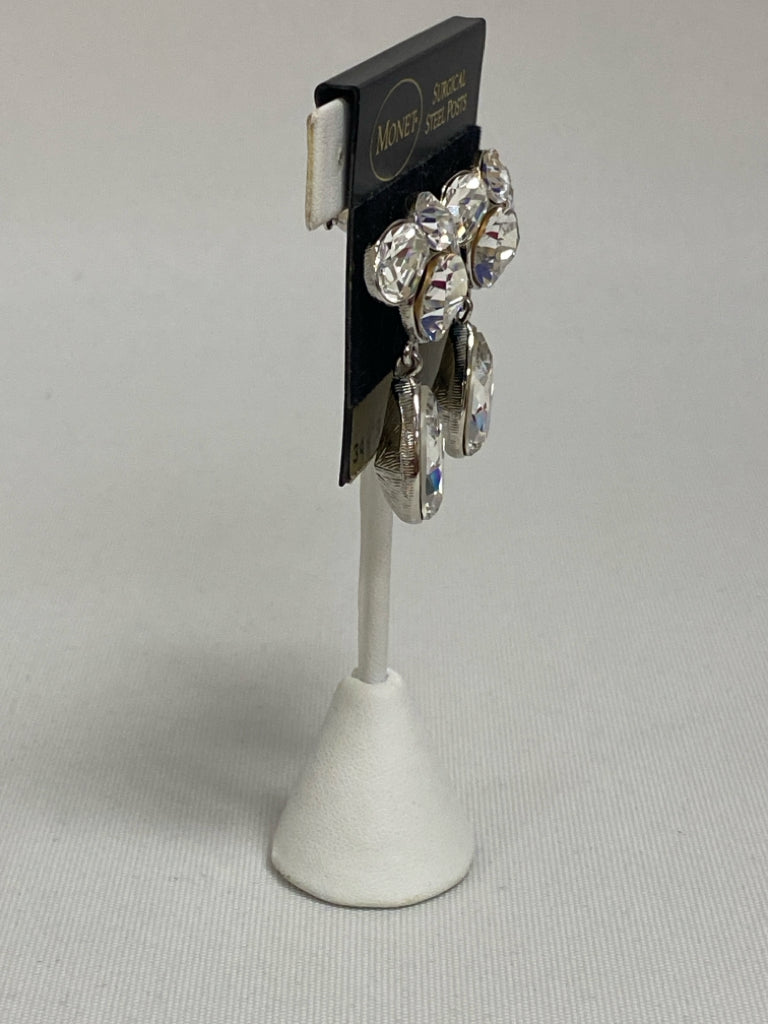 NWT Monet Clear Shapes Earrings