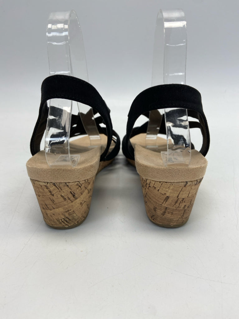 Life Stride  Size 8.5 Black Sandals
