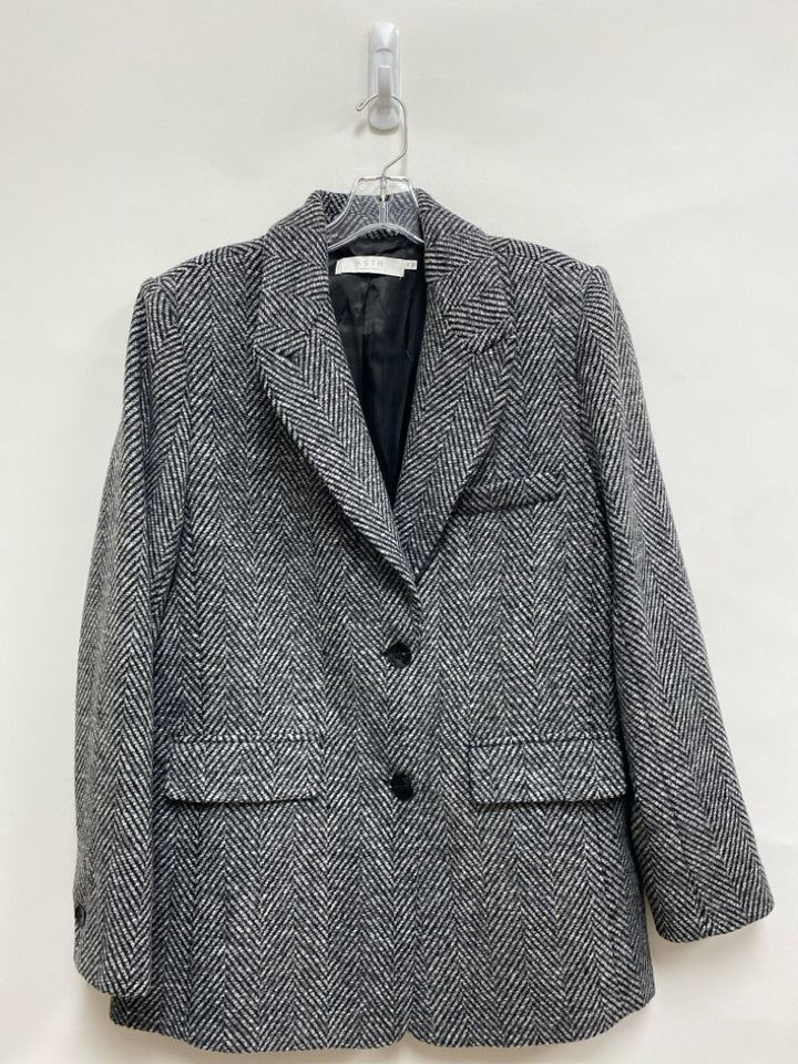 NWT ASTR Size M Gray/Black Herringbone Ladies Jacket