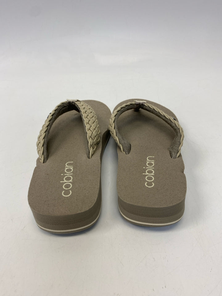 Size 5/6 Cream Brown Sandals