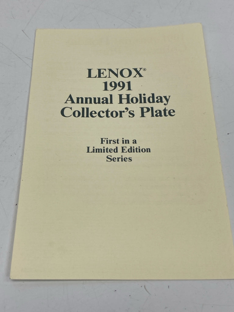 Lenox Cream Green/Multi Christmas Decorative Plate