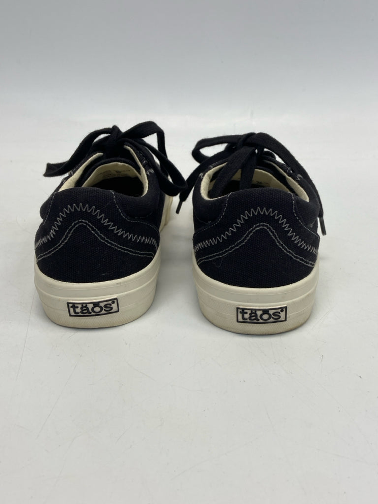 Taos  Size 7.5 Black Lace-up Sneakers