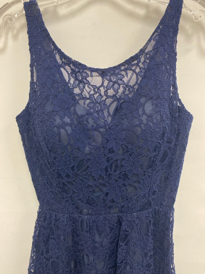 Size 10 Navy Lace Sleeveless Ladies Dress