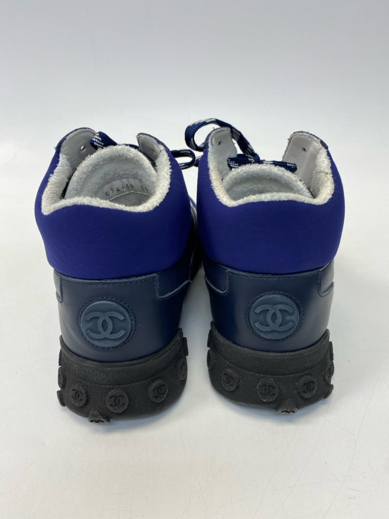 Chanel  Size 39 Navy Black/White Mesh Neoprene Sneakers