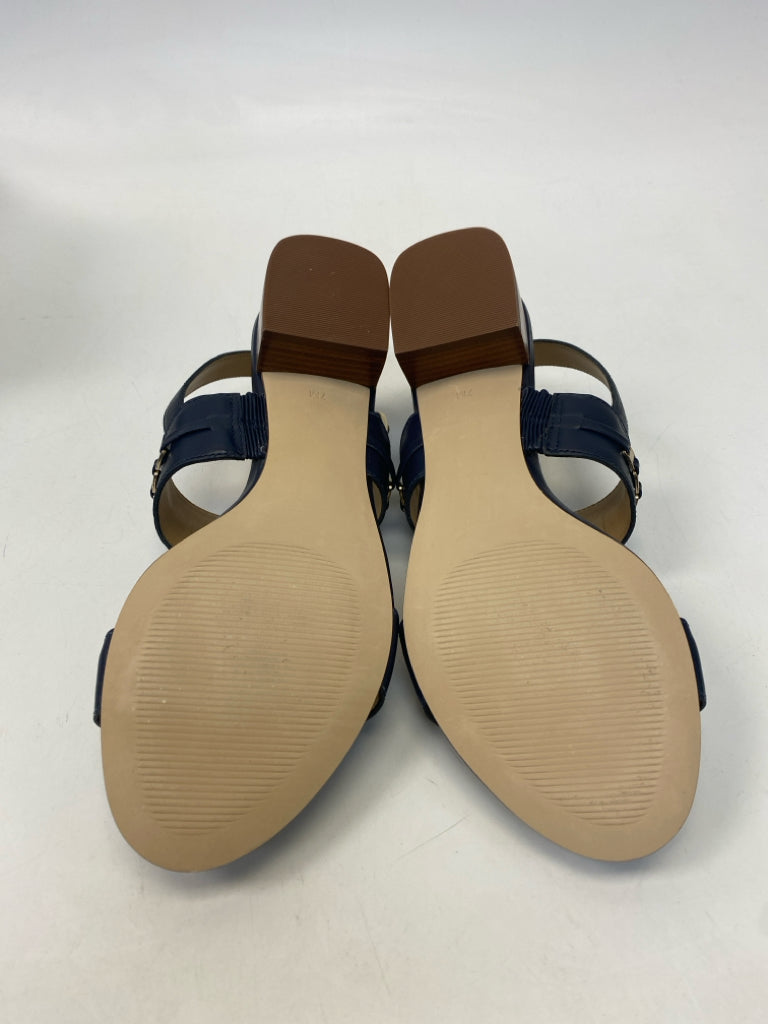 NWOT Talbots  Size 7 Navy Gold Accent(s) Sandals