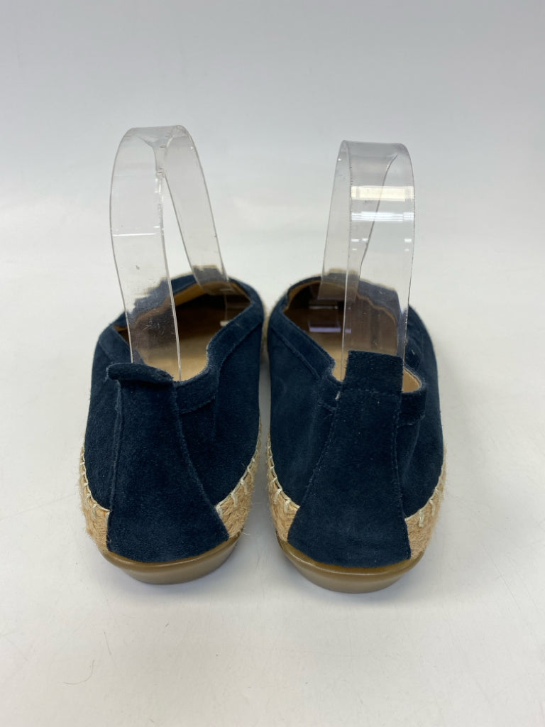 Vaneli  Size 9 Dark Navy Flats