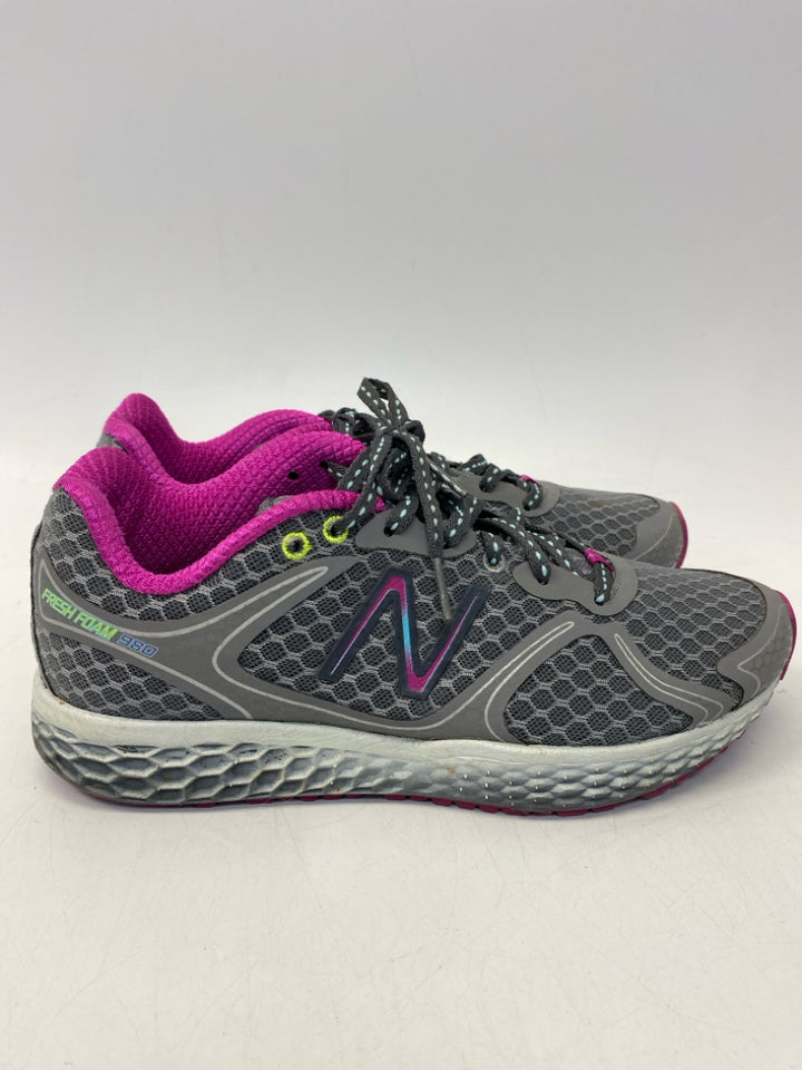 New Balance US Shoe Size 8 Gray Fuchsia Lace-up Sneakers