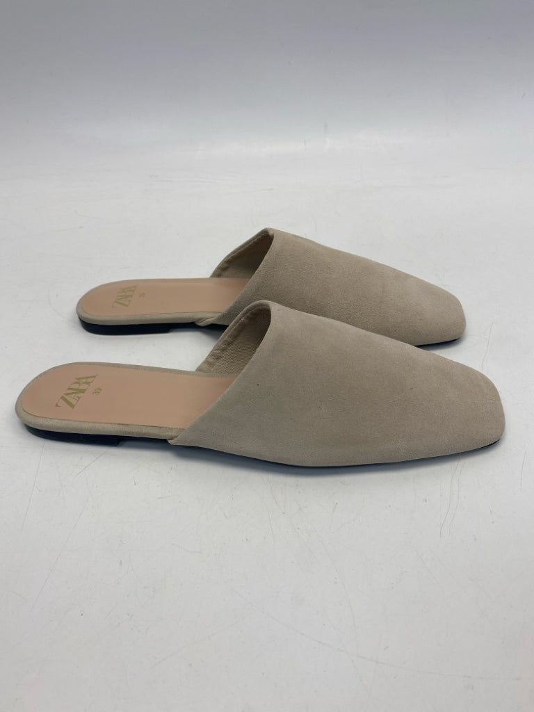 Zara  Size 39 Cream Sandals
