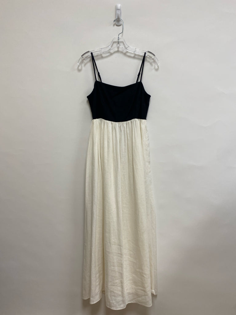 Ann Taylor Size 4 Black White Sleeveless Ladies Dress