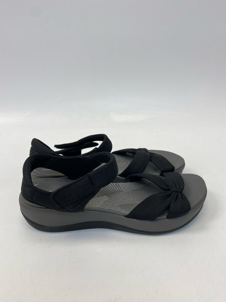 Clarks  Size 10 Black Gray Sneakers