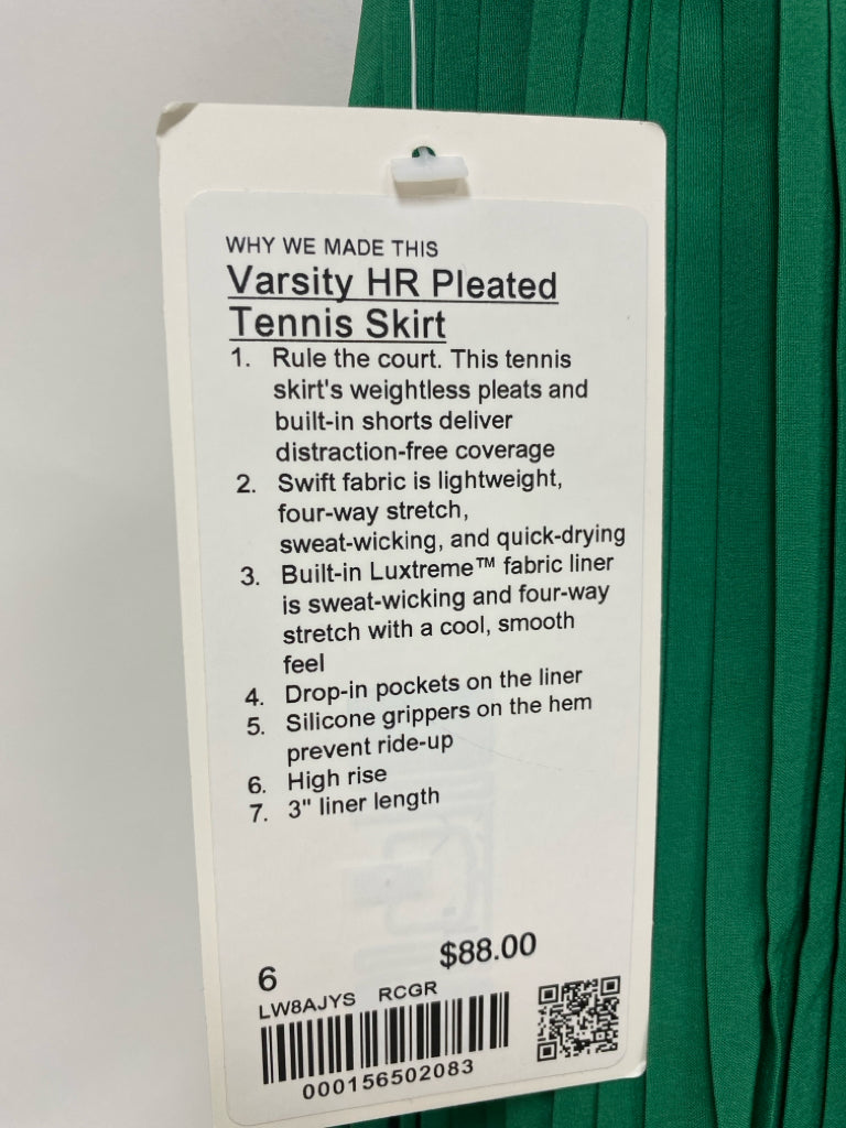 NWT Lululemon Size 6 Green Athletic Skort