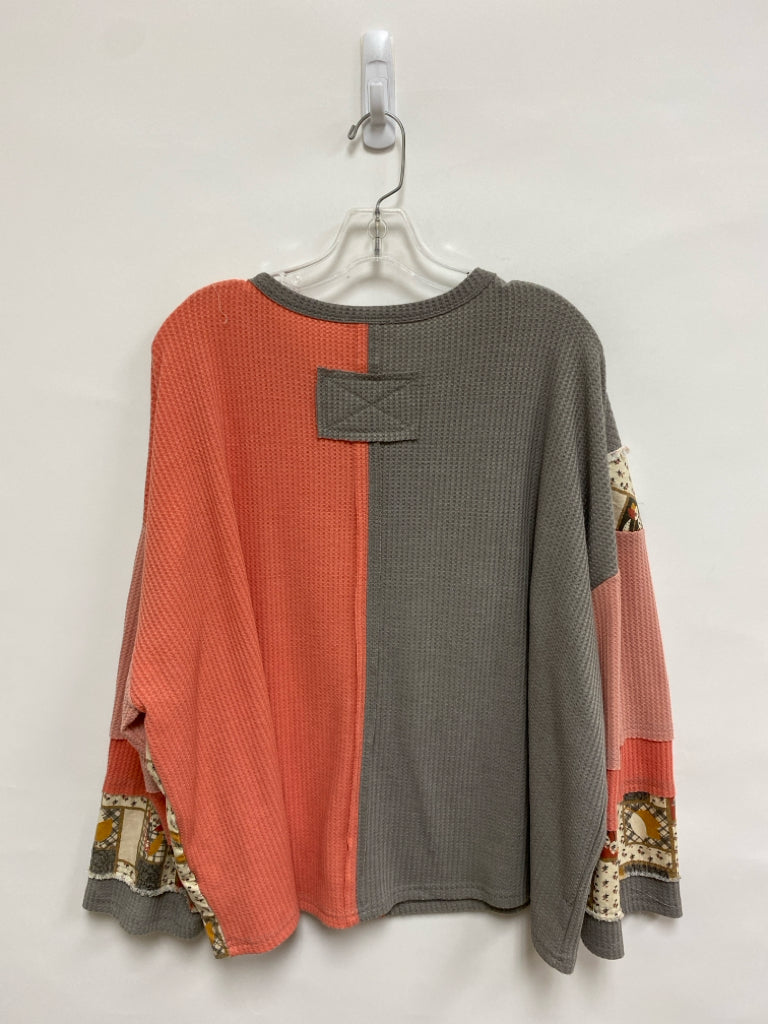 Easel Size M Coral/Cream Taupe Waffle Ladies Top