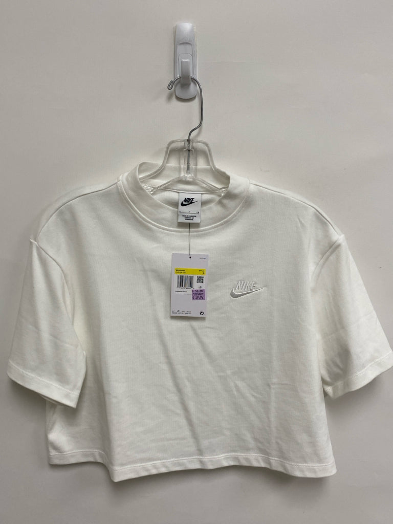 NWT Nike Size S White Short Sleeve Tee Athletic Top