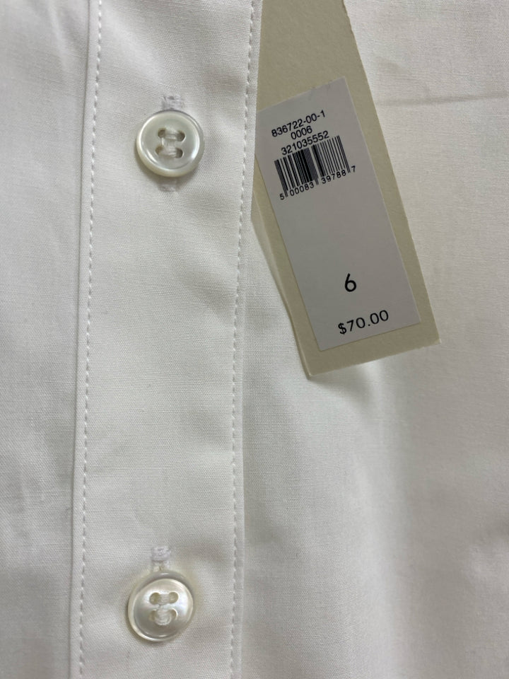 NWT Banana Republic Size 6 White Button Up Ladies Top