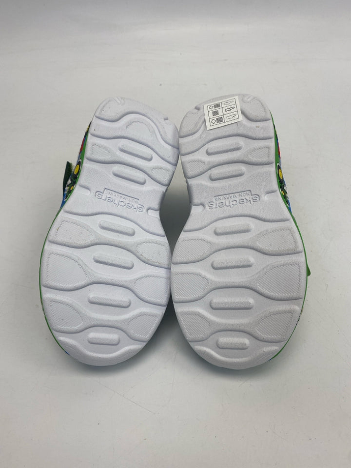 NWT Skechers SIZE 9 Green Yellow/Multi John Deere Boy&