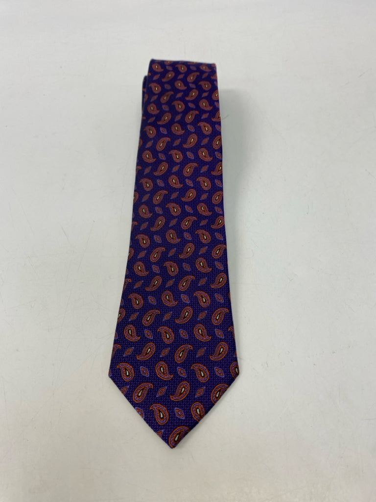 Purple Burgundy Paisley Men&