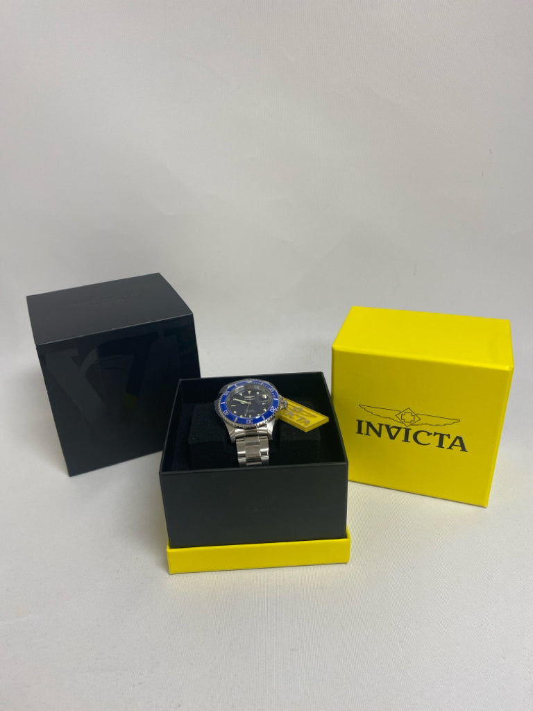 NEW/BOX Invicta Silver Color Blue Stainless Men&