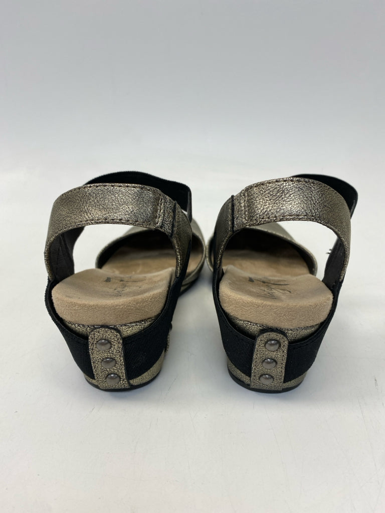 Vintage 7 Eight Size 6.5 Gold Black Metallic Sandals