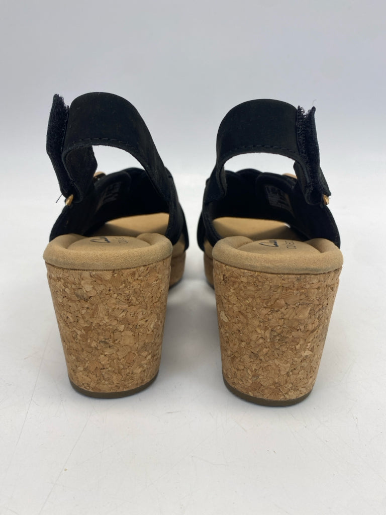 Clarks  Size 7.5 Black Sandals