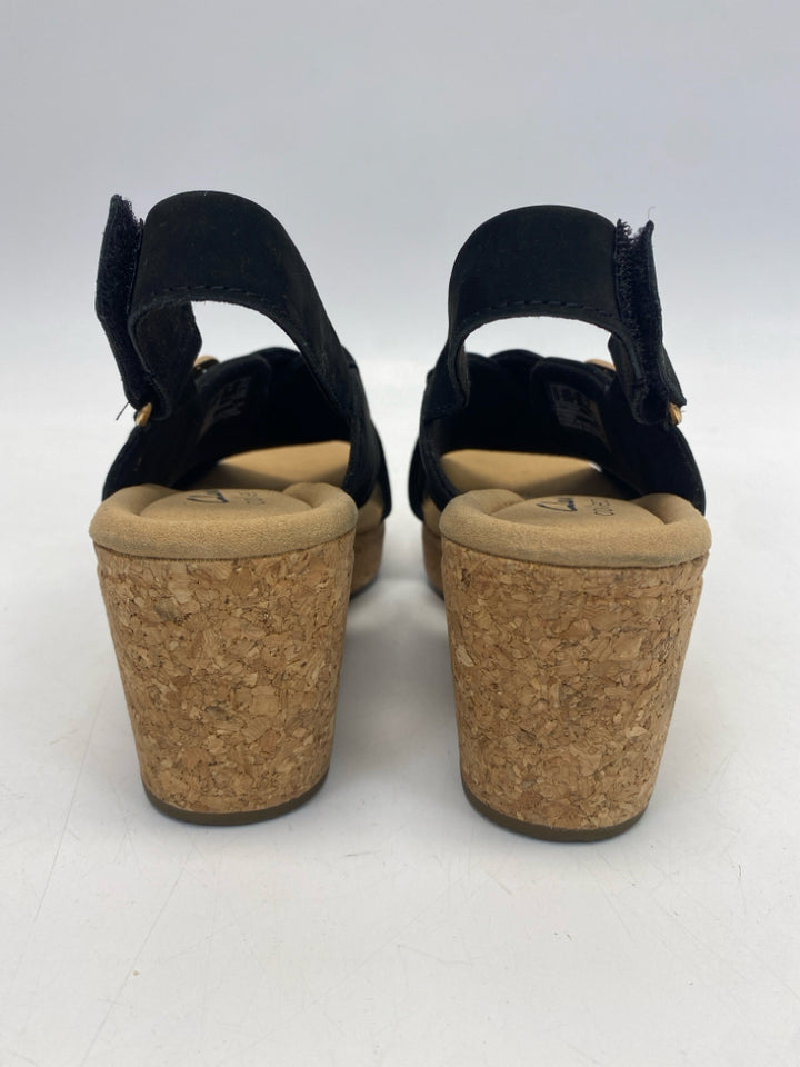Clarks  Size 7.5 Black Sandals