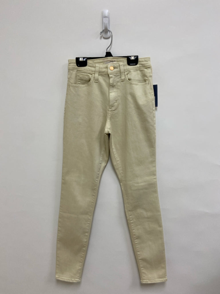 NWT Universal Thread Size 2R Cream Denim Ladies Jeans