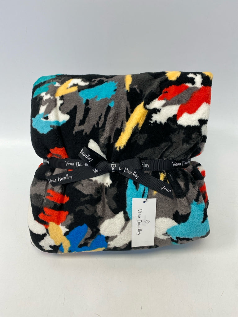 NEW/PKG Vera Bradley Black/Gray Turquoise Blanket