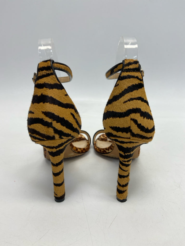 VINCE CAMUTO  Size 7.5 Brown Black Animal Print Faux Fur Sandals