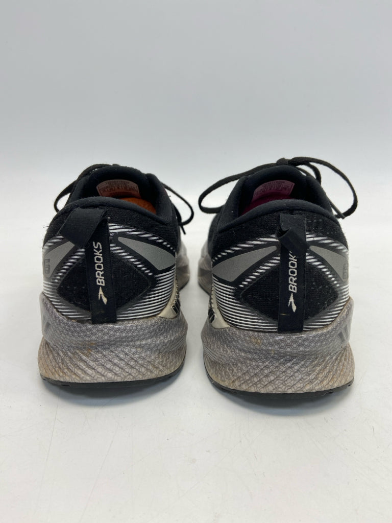 Brooks  Size 10 Black Gray Lace-up Sneakers