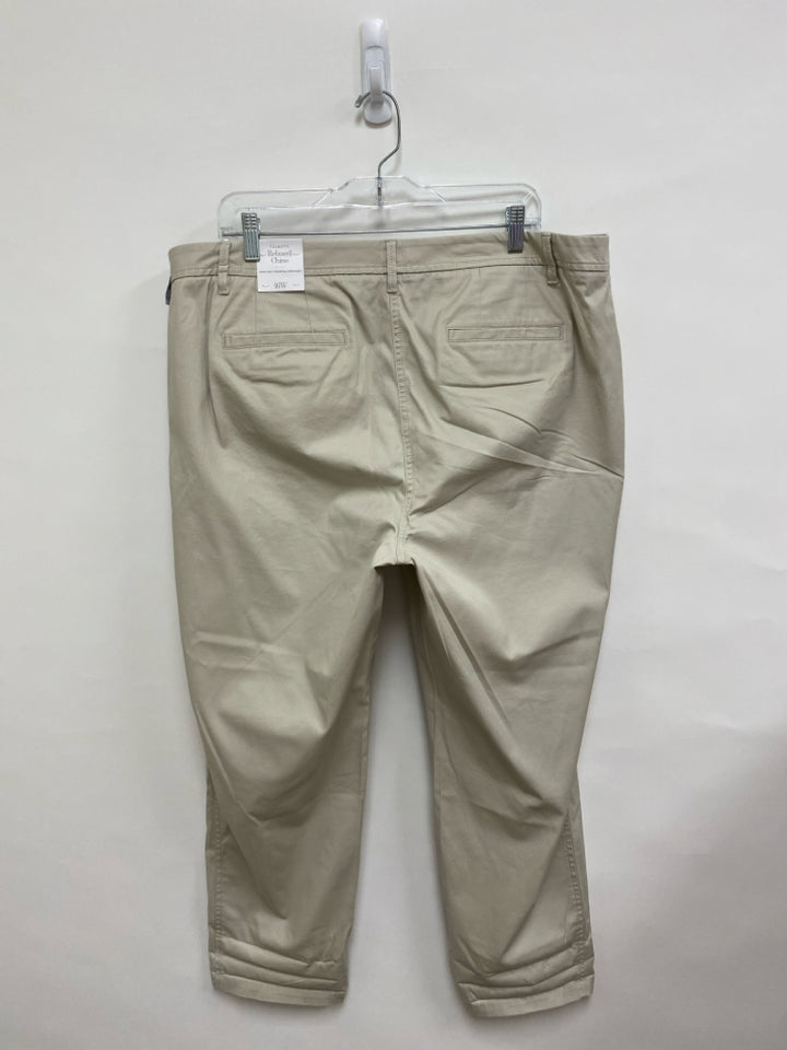 NWT Talbots  SIZE  16W Khaki Plus Size Pants