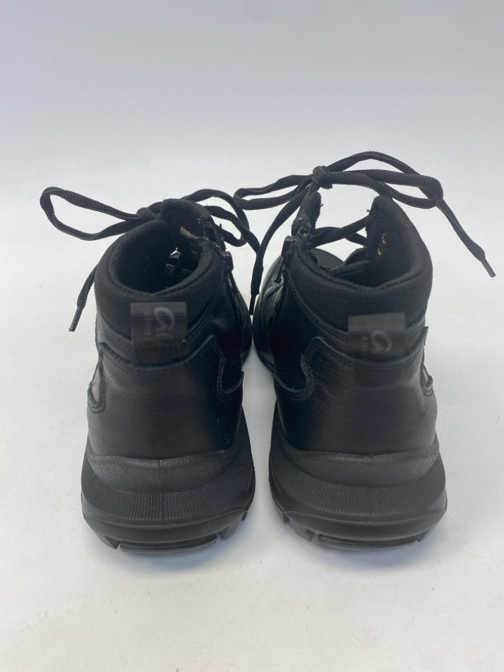 NWOT Black Lace-Up Men&