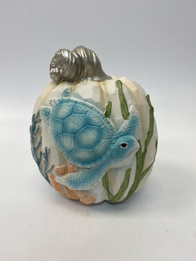 White Blue Turtle Fall