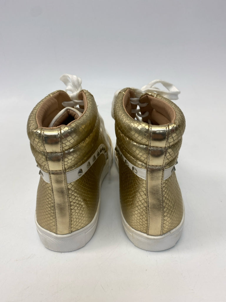 Size 10 White Gold Metallic Sneakers