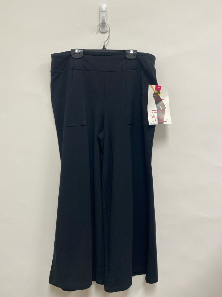 NWT Women/Control Size M Black Pull-on Ladies Pants