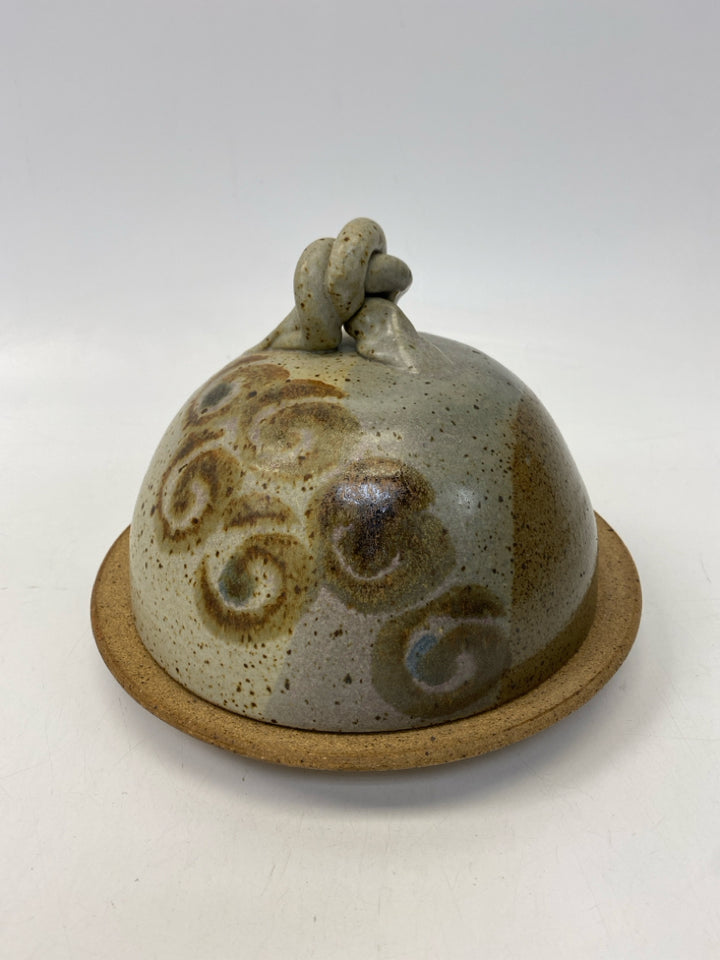 Gray Brown Pottery