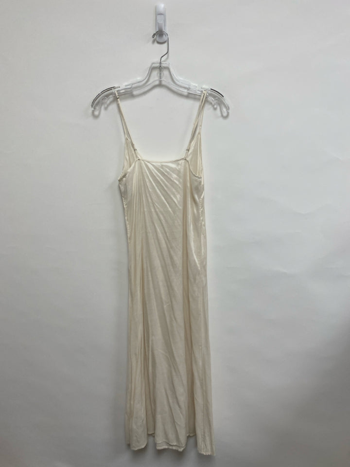 Anthropologie Size S Cream Ladies Slip