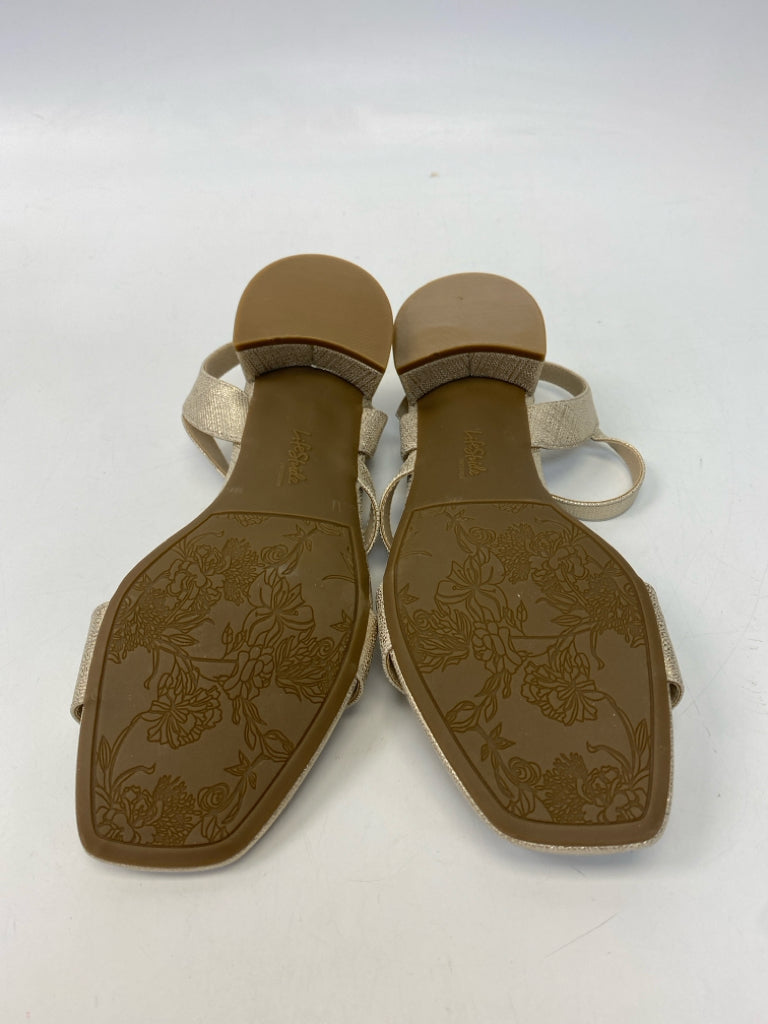 NWOT Life Stride  Size 8.5 Gold Shimmery Sandals