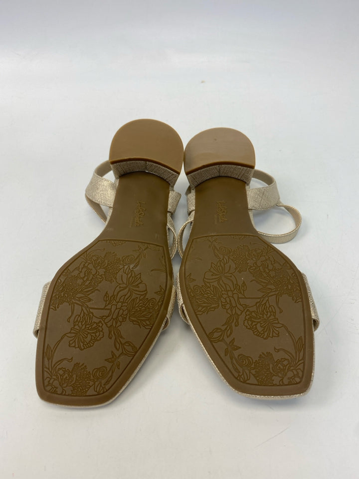 NWOT Life Stride  Size 8.5 Gold Shimmery Sandals