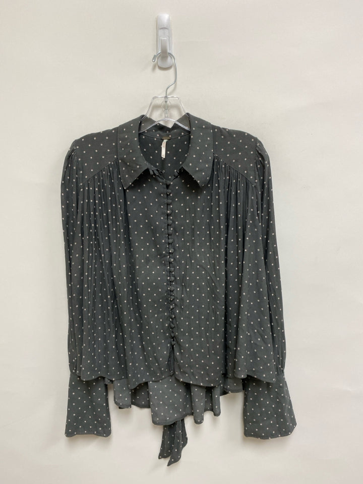 Free People Size XS Charcoal Pale Pink Polka Dot Long Sleeve Ladies Top