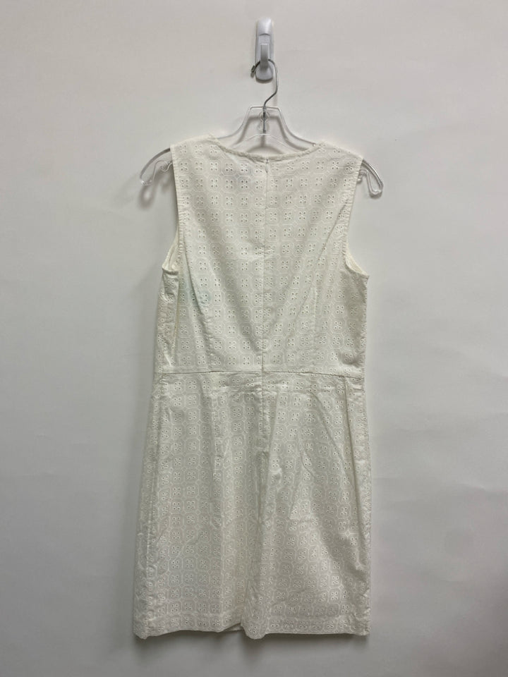 NWT Banana Republic Size 6 White Sleeveless Eyelet Ladies Dress