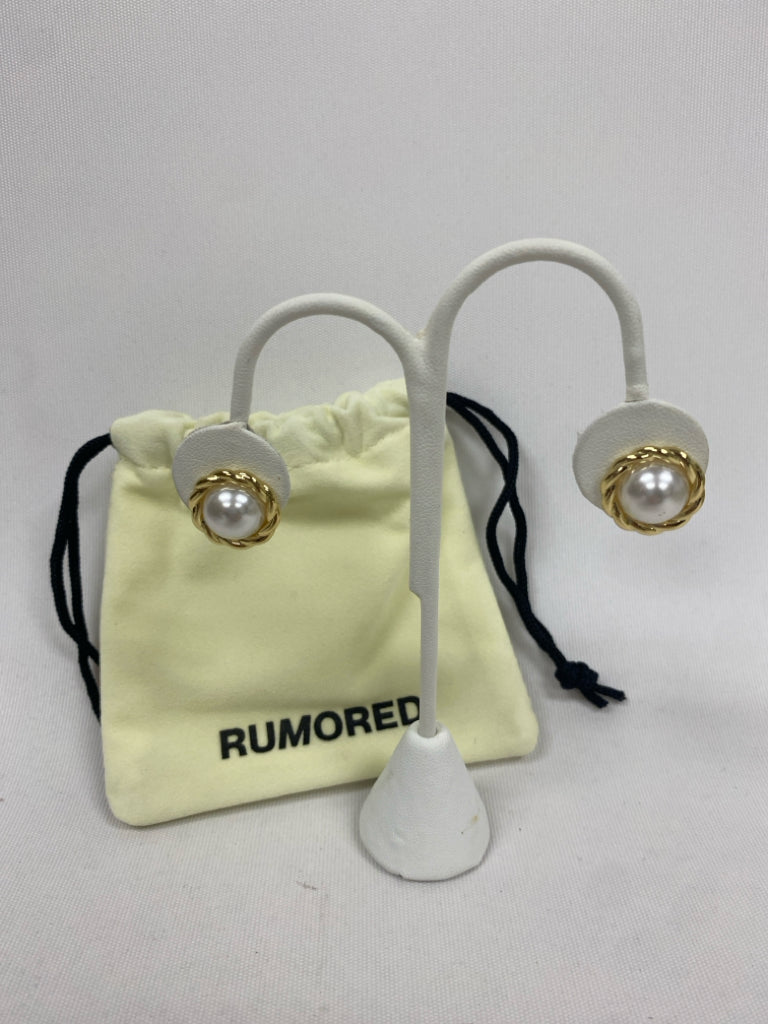 Rumored Pearl Gold Trimmed Earrings