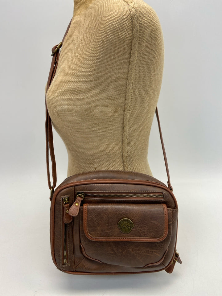 White Mountain Brown Crossbody