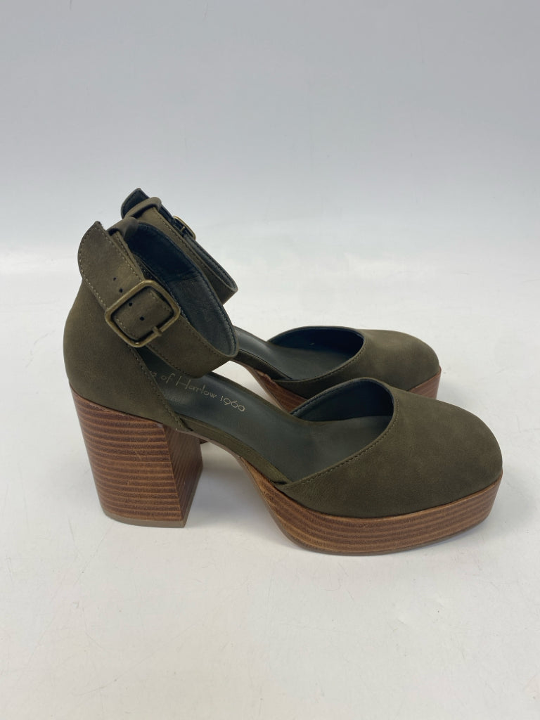House of Harlow US Size 8.5 Olive Heels