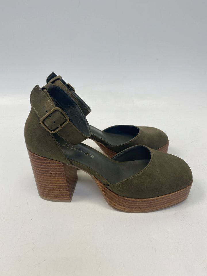 House of Harlow US Size 8.5 Olive Heels