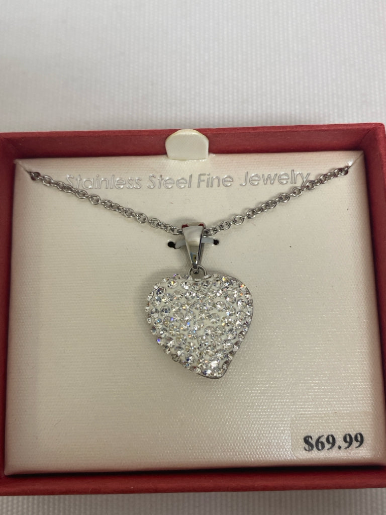 NEW/BOX Silver Color Clear Hearts Necklace