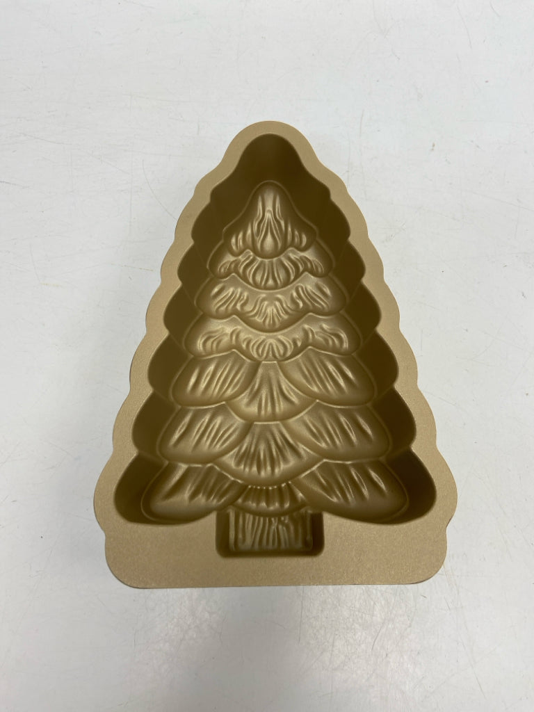 Gold Trees Bakeware