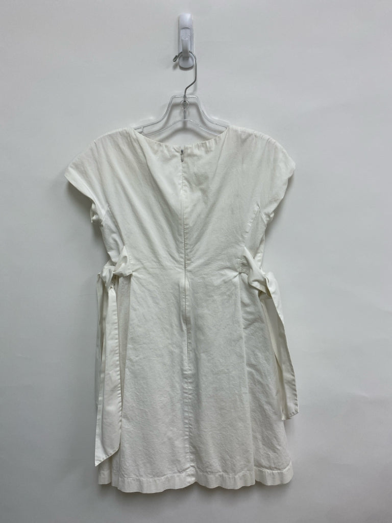 RED VALENTINO Size 2 Cream Ladies Dress